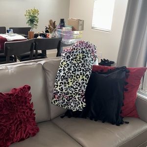 Beautiful cheetah blanket full size
